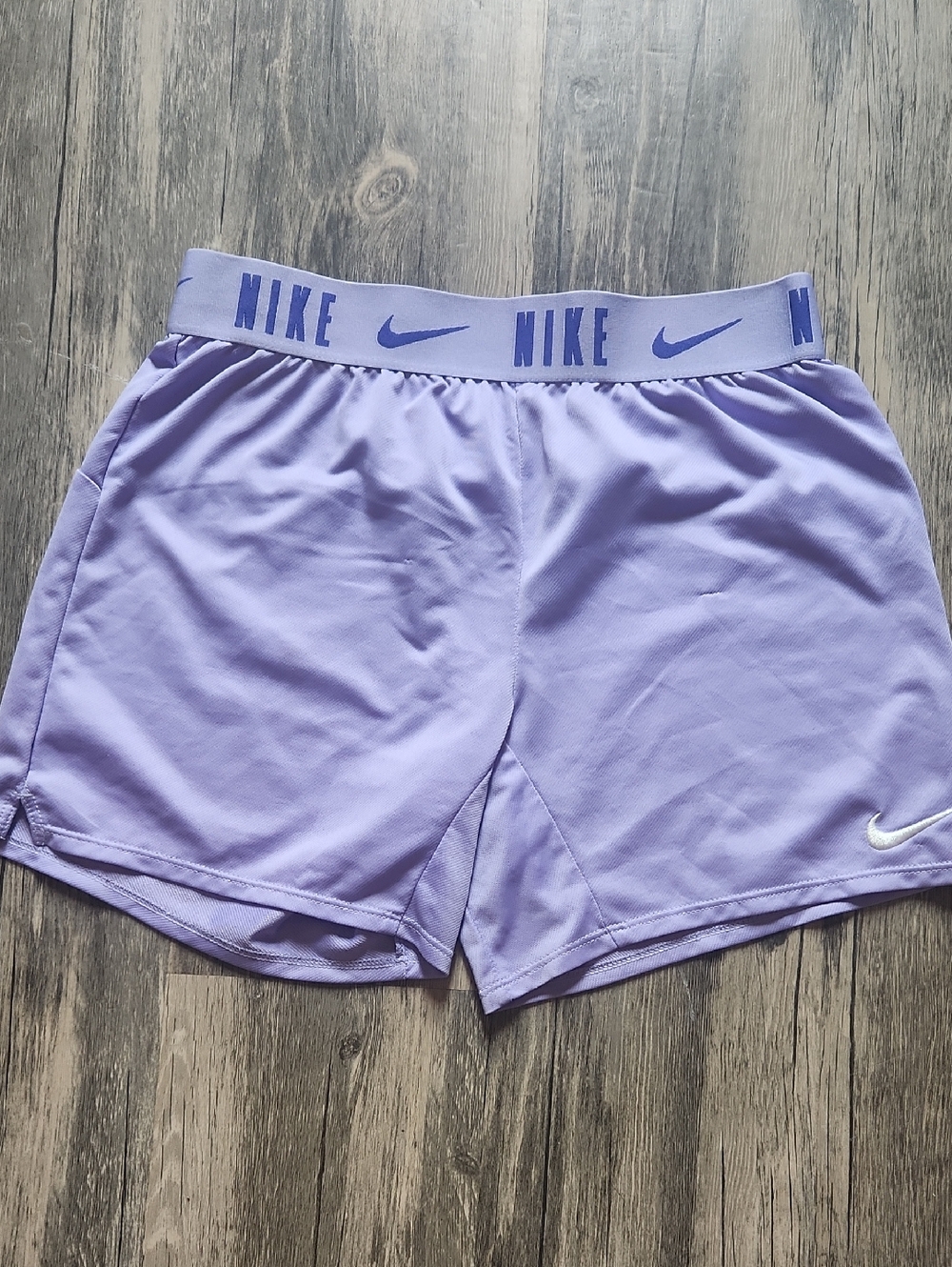 Nike Women's Lavender Elastic-Waist Athletic Shorts